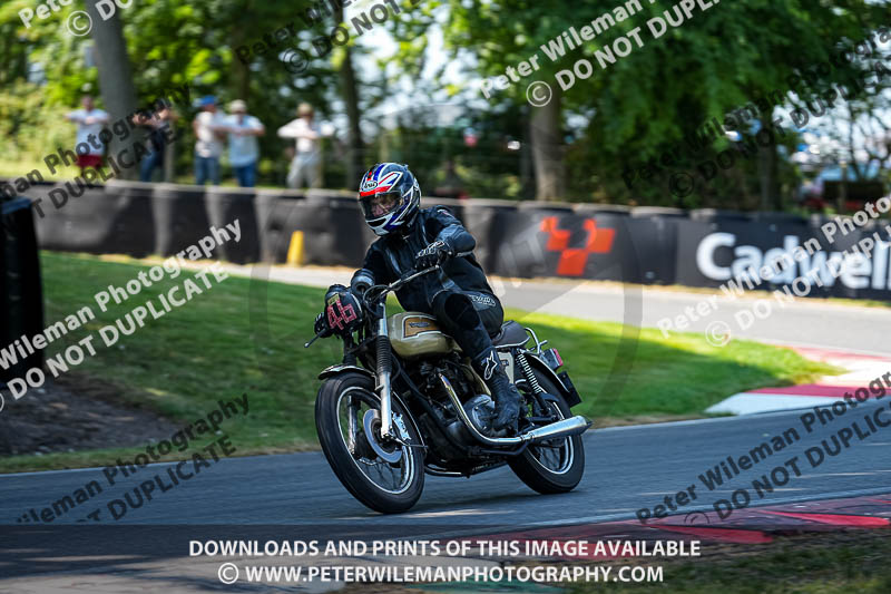 cadwell park;cadwell park photographs;cadwell trackday photographs;enduro digital images;event digital images;eventdigitalimages;peter wileman photography;racing digital images;trackday digital images;trackday photos
